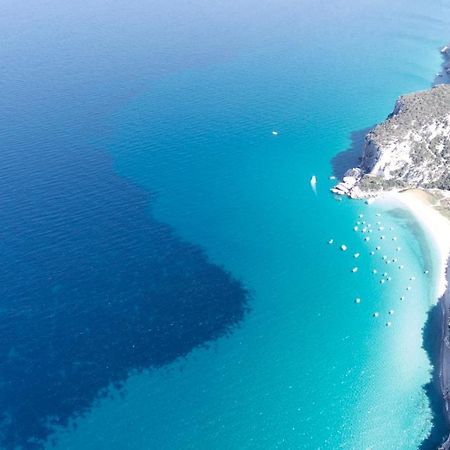 Casa Vacanza Gelsomino Cala Gonone Exterior foto